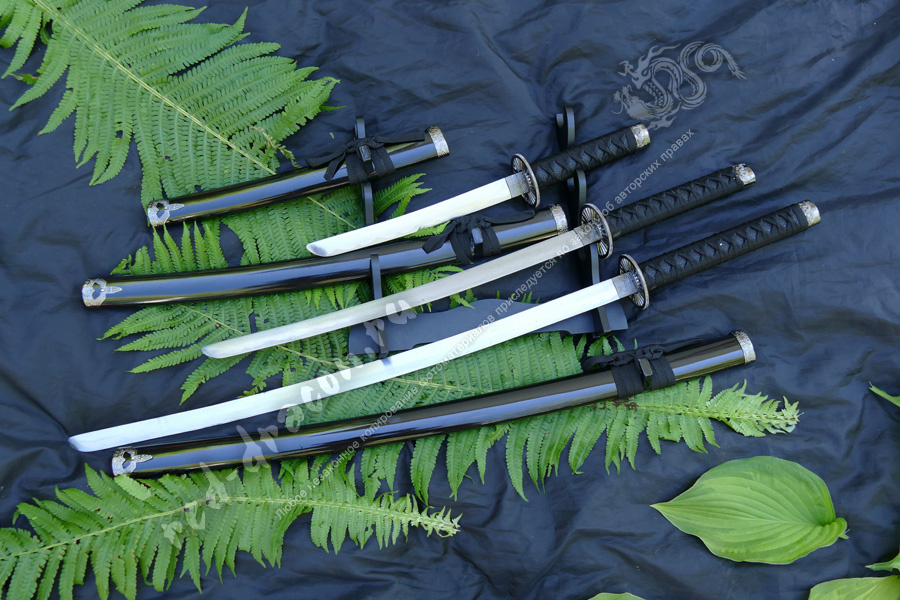 Сувенирные катаны комплект "Черный самурай"