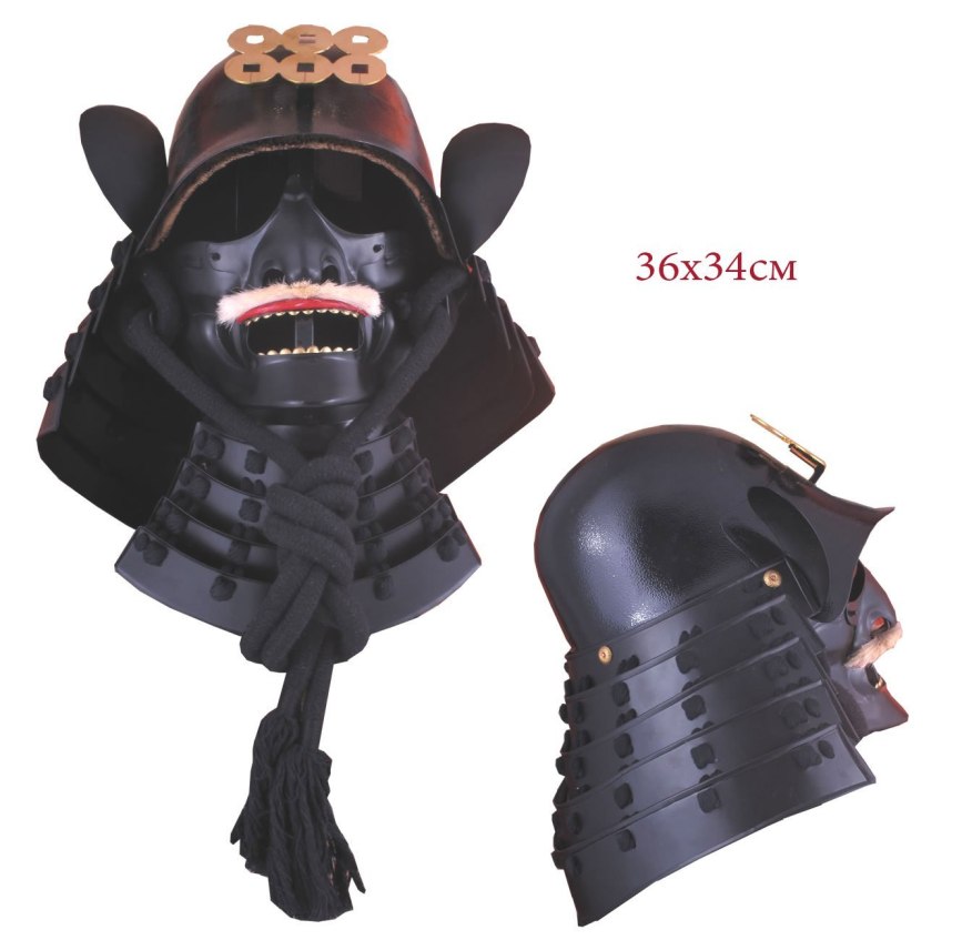 Шлем японского самурая